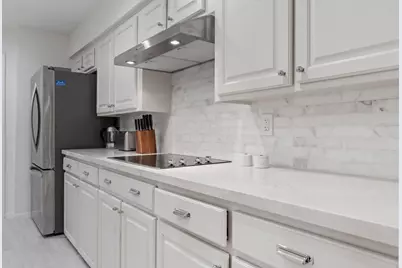 727 Bunker Hill Road #15, Houston, TX 77024 - Photo 13