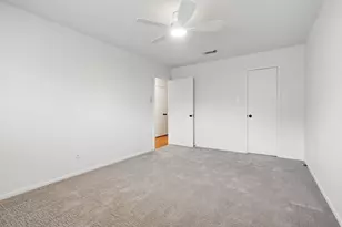 727 Bunker Hill Rd, Houston, TX 77024 - Photo 31