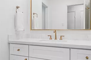 727 Bunker Hill Rd, Houston, TX 77024 - Photo 37