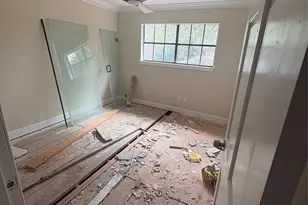 9023 Mauna Loa Ln, Houston, TX 77040 - Photo 9