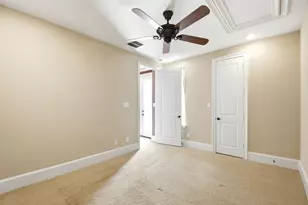 1652 Norfolk St, Houston, TX 77006 - Photo 43