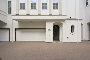 1652 Norfolk St, Houston, TX 77006 - Photo 3