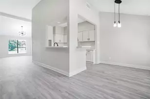 13423 Highland Castle Ln, Houston, TX 77015 - Photo 9