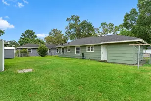 5806 Grape St, Houston, TX 77074 - Photo 17