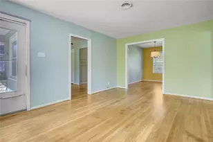 5806 Grape St, Houston, TX 77074 - Photo 5