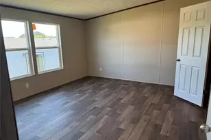 822 E Fannin St, La Grange, TX 78945 - Photo 13