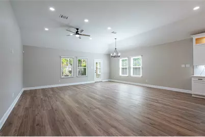 8133 Wetherby Lane, Houston, TX 77075 - Photo 29