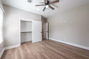 8133 Wetherby Ln, Houston, TX 77075 - Photo 19