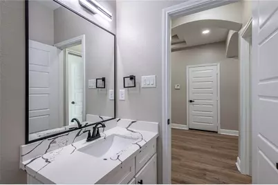 8133 Wetherby Lane, Houston, TX 77075 - Photo 23