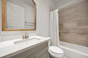 11008 Ave Malkenu Ave, Houston, TX 77043 - Photo 23