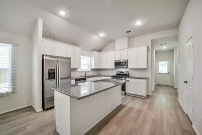 27106 Grey Fox Run, Magnolia, TX 77354 - Photo 7