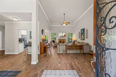 706 Overbrook Drive, Huntsville, TX 77340 - Photo 5