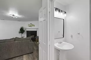 8227 Montego Bay Dr, Mont Belvieu, TX 77523 - Photo 35