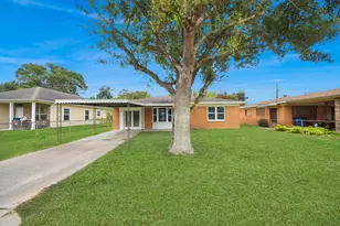 6214 Diamond Ct, Texas City, TX 77591 - Photo 3