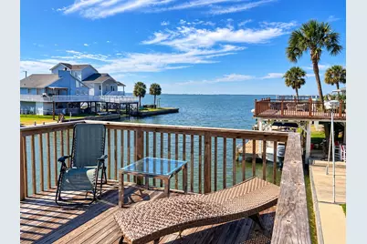 3710 Brewster Key Drive, Galveston, TX 77554 - Photo 3