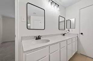 10706 Lazy Meadows Dr, Houston, TX 77064 - Photo 29