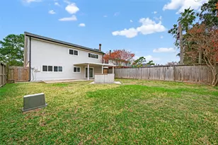 10706 Lazy Meadows Dr, Houston, TX 77064 - Photo 47