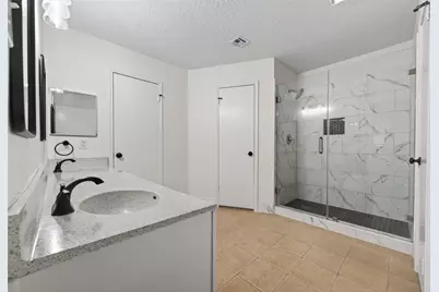 10706 Lazy Meadows Drive, Houston, TX 77064 - Photo 27