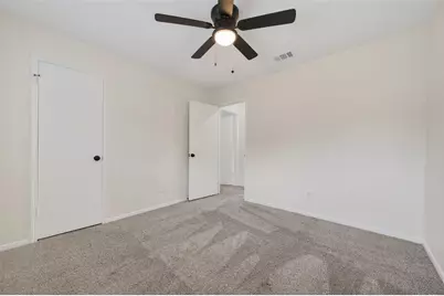 10706 Lazy Meadows Drive, Houston, TX 77064 - Photo 39