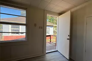 222 N 2nd St, Wallis, TX 77485 - Photo 9