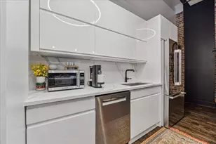 915 Franklin St, Houston, TX 77002 - Photo 9