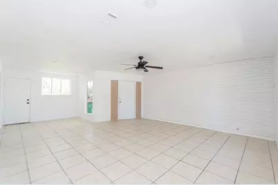 312 N Gaillard Street, Baytown, TX 77520 - Photo 5