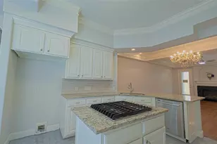 1307 Riverine Ct, Houston, TX 77055 - Photo 11