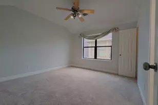 1307 Riverine Ct, Houston, TX 77055 - Photo 39