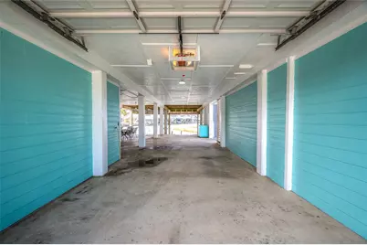 1018 Tiki Drive, Tiki Island, TX 77554 - Photo 45