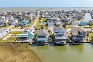 1018 Tiki Dr, Tiki Island, TX 77554 - Photo 49