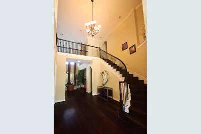 4715 Norsworthy Drive, Sugar Land, TX 77479 - Photo 5