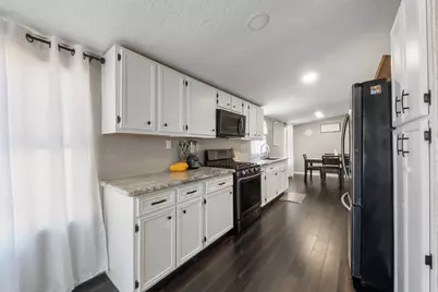 20220 Plaza Circle, Crosby, TX 77532 - Photo 11