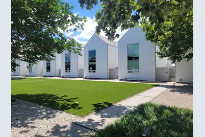 238 W 25, Houston, TX 77008 - Photo 1