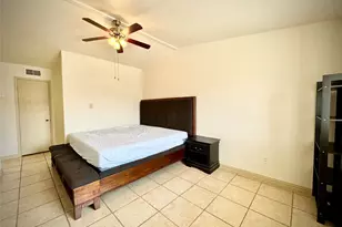 2110 Wilcrest Dr, Houston, TX 77042 - Photo 9