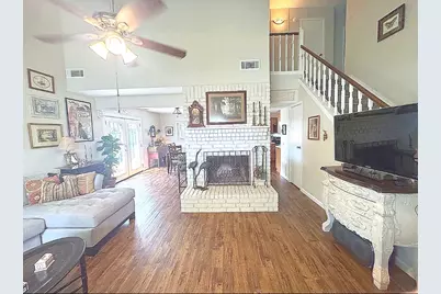 7302 Treewater Drive, Houston, TX 77072 - Photo 5