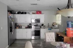 7326 Thurow St, Houston, TX 77087 - Photo 3