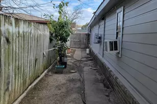 7326 Thurow St, Houston, TX 77087 - Photo 13