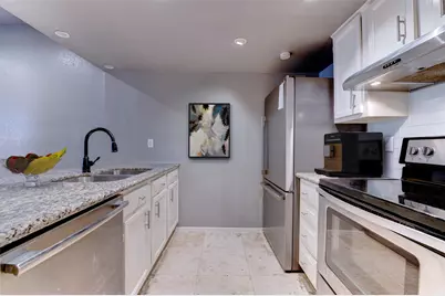 1920 Augusta Drive #19, Houston, TX 77057 - Photo 3