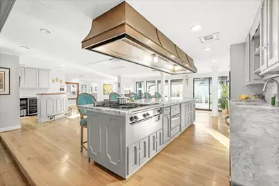 758 W 42nd Street, Houston, TX 77018 - Photo 3