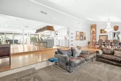 758 W 42nd Street, Houston, TX 77018 - Photo 11