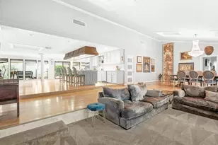 758 W 42nd St, Houston, TX 77018 - Photo 11