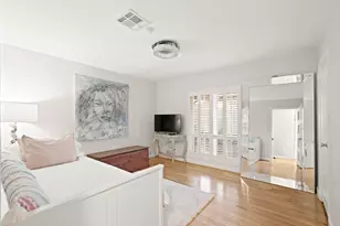 758 W 42nd St, Houston, TX 77018 - Photo 21