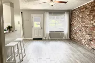 3918 Laura Leigh Dr, Friendswood, TX 77546 - Photo 7