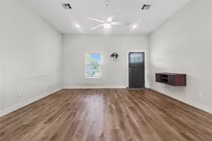 1208 E Henderson Rd, Angleton, TX 77515 - Photo 5