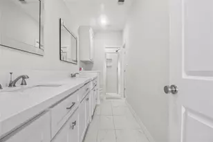 1208 E Henderson Rd, Angleton, TX 77515 - Photo 13