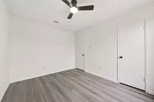 7523 La Pl Dr, Houston, TX 77083 - Photo 25