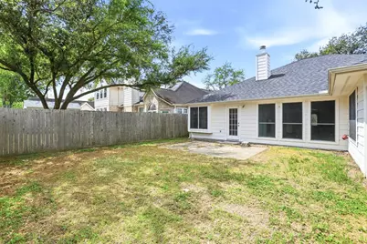 8646 Westcove Circle, Houston, TX 77064 - Photo 27