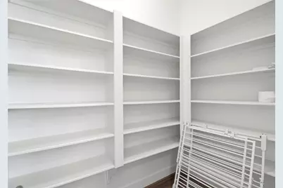 1034 W 15th 1/2 Street, Houston, TX 77008 - Photo 15