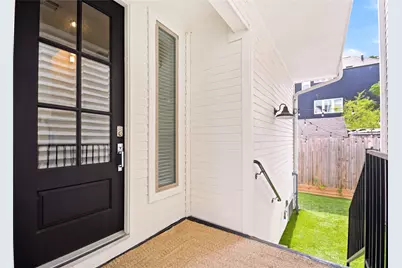 1034 W 15th 1/2 Street, Houston, TX 77008 - Photo 7