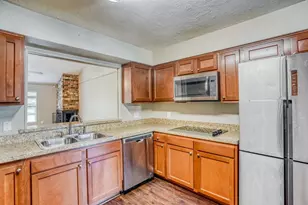 1817 New Orleans St, Deer Park, TX 77536 - Photo 7